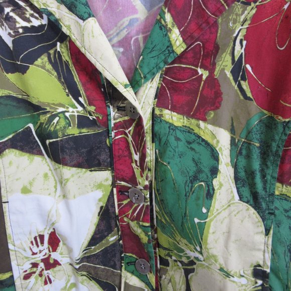 Chico's Holiday Floral Shirt Jacket Christmas Red Green Blazer Size 2 Large - Picture 6 of 11